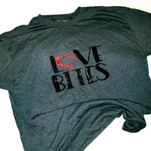 Custom Xl T-shirt - l♡ve bites